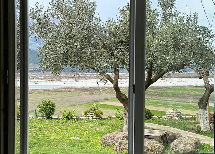 Vjosa Maison d'hôtes Memaliaj